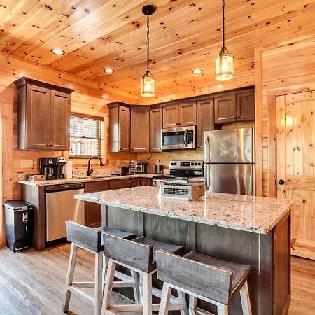 Gatlinburg Cabin With Private Hot Tub By Staycating Extérieur photo