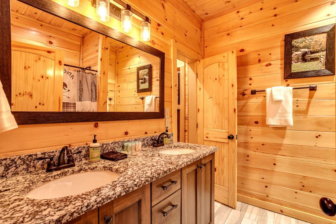 Gatlinburg Cabin With Private Hot Tub By Staycating Extérieur photo